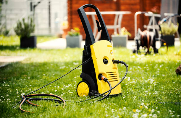 Best Fence Cleaning  in Perry, MI